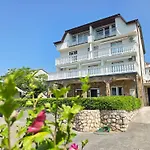 Fuer 3 Personen- 150m Vom Entfernt By Interhome נובי ווינודולסקי